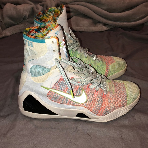 crazy colorway basketball shoes